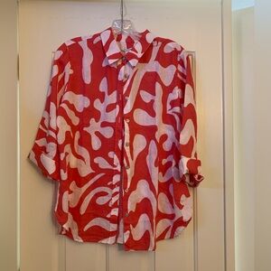 Chico’s Red and White Abstract No-iron Linen Button-Up Shirt size 2(L-12)